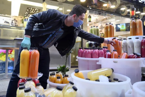 عصائر تضر بالمناعة... وتوصيات بمنع قلي الطعام