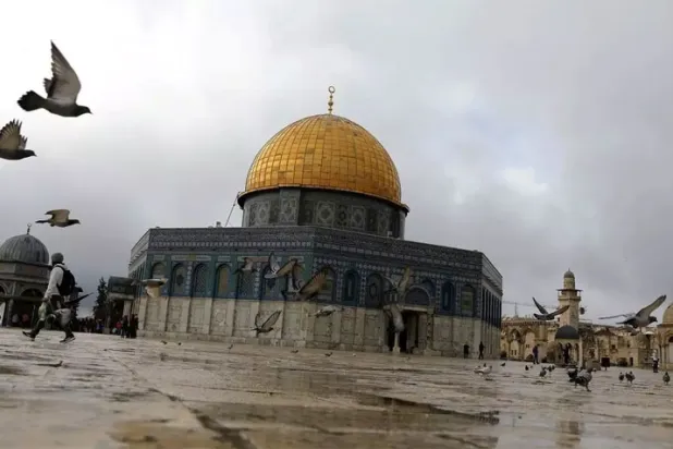 إعادة فتح الأقصى بعد عيد الفطر