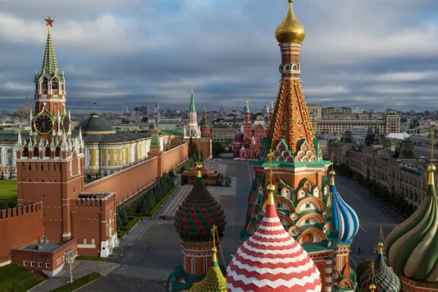 الاقتصاد الروسي يبدأ الفصل الثاني مثقلاً بأعباء قيود الوباء وهبوط أسعار النفط