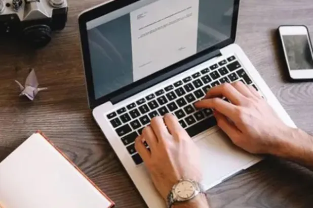 السعودية تسجل قفزة في التحوّل إلى المدفوعات الإلكترونية