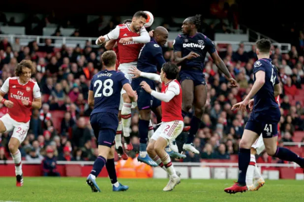 «كورونا» سلّط الضوء على عدم المساواة في كرة القدم الإنجليزية