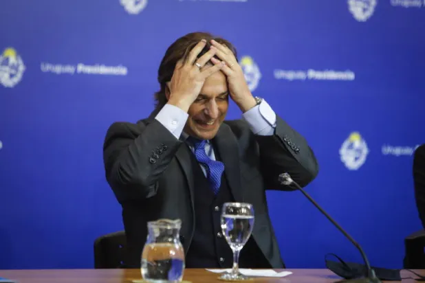 رئيس الأوروغواي في الحجر الصحي بعد مخالطته مصابة بكورونا