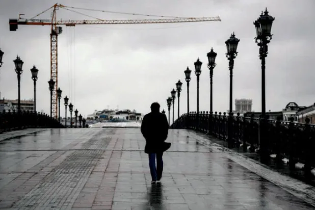 روسيا تواصل إنفاق مدخراتها لتعويض عجز الإيرادات النفطية