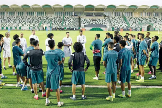 الأهلي ينتظر تقرير فلادان حول احتياجاته العناصرية