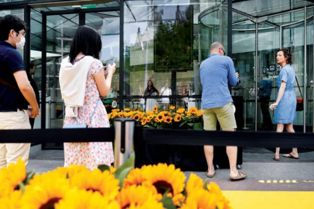 «متحف فان غوخ»... تحدٍّ كبير في ظل مستقبل بلا سياح