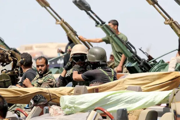 «الجيش الوطني» يدفع بتعزيزات في مواجهة قوات {الوفاق}