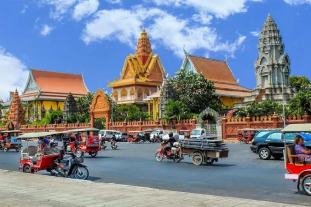 اتهام قاضٍ في كمبوديا بقتل {لصّة} صدماً بسيارته