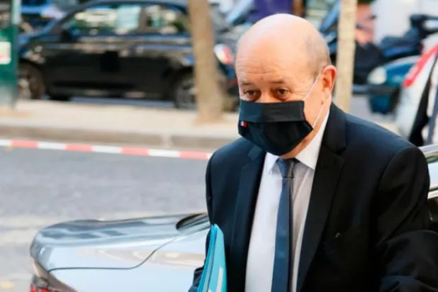 انتباہی پیغامات لو دريان کے بیروت پہنچنے سے پہلے ہی پہنچ گئے