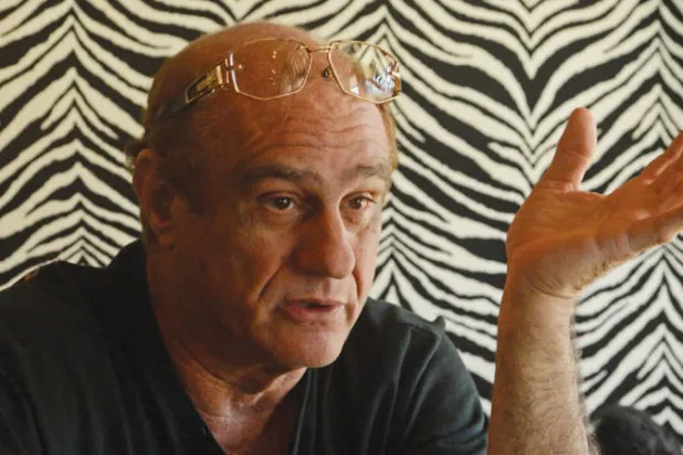 وفاة لويس كولافيتشو... أشهر مزيّف عملات في العالم