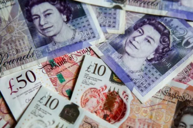 المستثمرون الألمان يخفضون حجم تجاراتهم بالجنيه الإسترليني