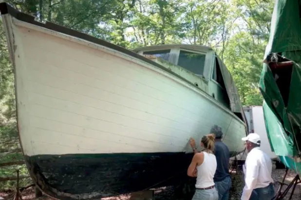 سفينة «الفك المفترس» تعود لإنقاذ «القرش» بدل اصطياده