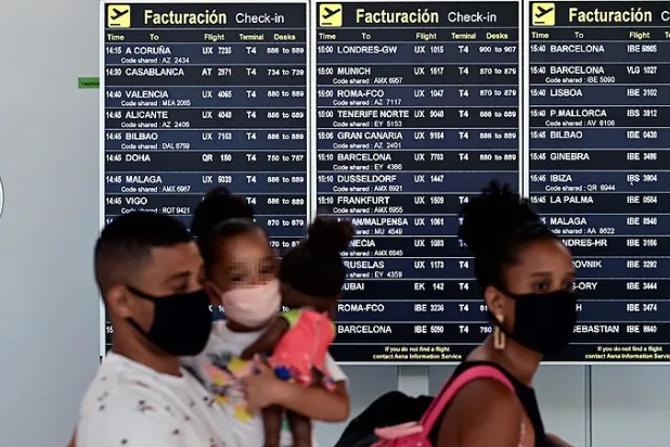 «كورونا» يهدد بتقطيع أوصال أوروبا مجدداً