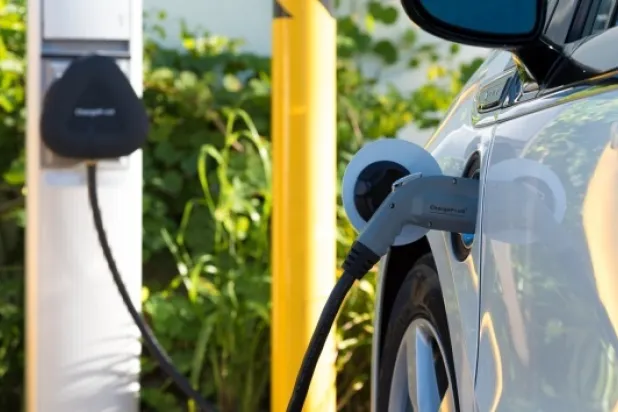 Elektrikli ve hibrit otomobil satışları arttı