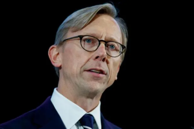 هوک در کویت: رفع تحریم تسلیحاتی از ایران خشونت را تشدید می‌کند