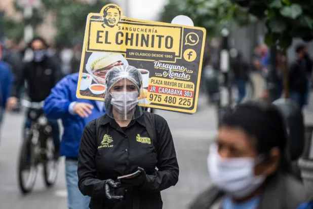 البيرو: مخاوف من وفاة 900 امرأة جراء العنف الأسري خلال «إغلاق كورونا»