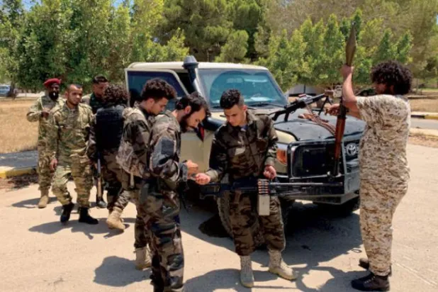 ارتشی از «مزدوران» از جمله ۱۰ هزار تندرو در لیبی به سرمی برند