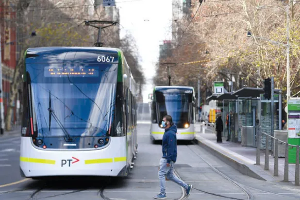 ملبورن تواجه أسابيع حرجة