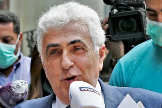 مستعفی وزیر حتی کی "الشرق الاوسط" کے ساتھ گفتگو: سیاسی ڈھانچہ کو اصلاحات قبول نہیں ہے