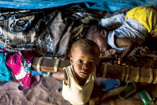 جيش موزمبيق يواجه «دواعش» سيطروا على ميناء رئيسي