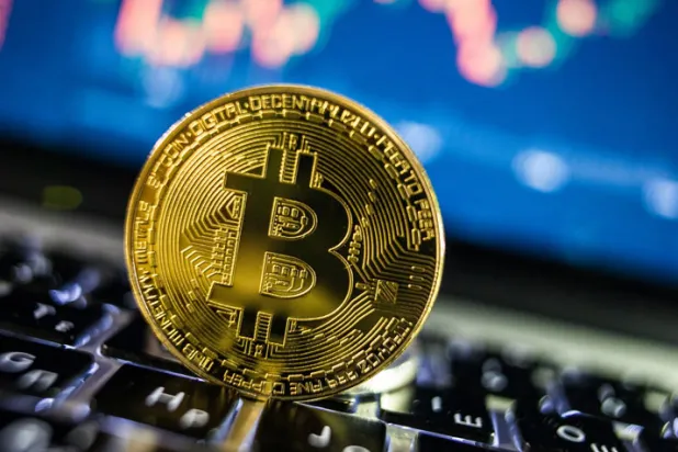 واشنطن تعلن مصادرة تبرعات «بيتكوين» تموِّل حركات إرهابية