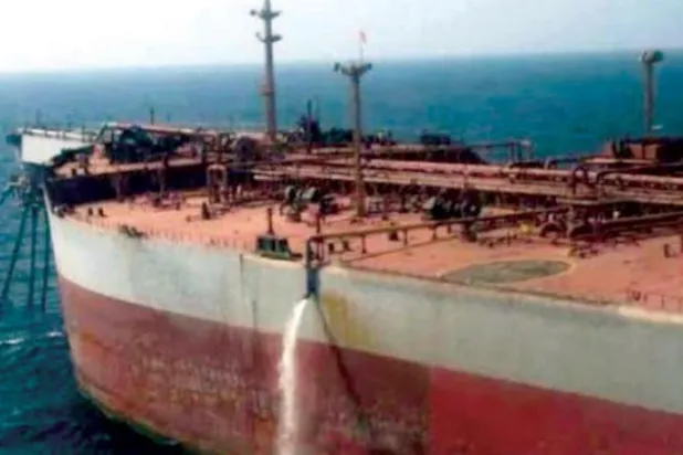 حوثيوں نے "صافر آئل ٹینکر" کو بنانے کے لئے اس کے تیل کی شرط لگائی