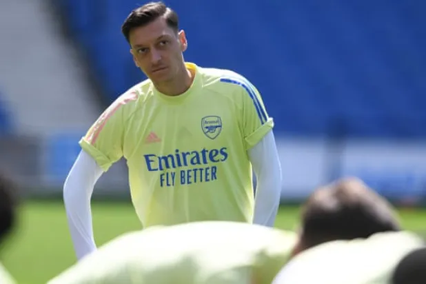 Mesut Özil's Groundhog Act Ensures Arteta's Plan for Arsenal Remains Cloudy