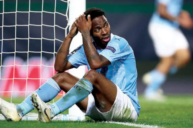 تساؤل عما إذا كانت الفرصة السهلة التي أهدرها ستيرلينغ كفيلة بقلب الموازين (غيتي)