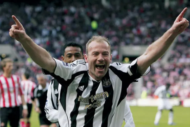 آلان شيرر و«هاتريك» في أول ظهور... وراتب 35 جنيهاً في الأسبوع