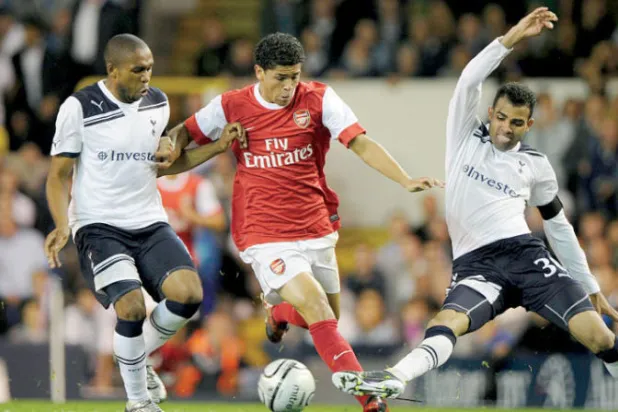 دينيلسون: شعوري بالوحدة وحنيني للوطن دفعاني للرحيل عن آرسنال