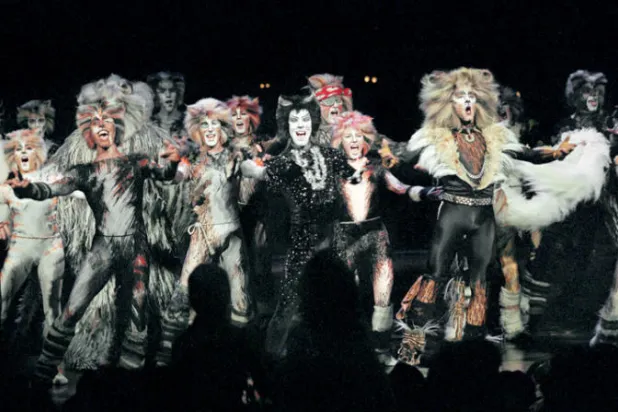 مسرحية «القطط» (نيويورك تايمز)