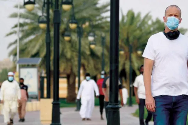 Riyad’da yürüyüş yapan insanlar (Fotoğraf: Beşir Salih)