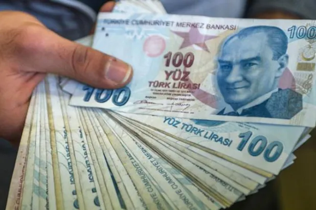 الليرة التركية تلامس قاعا جديدا مقابل الدولار