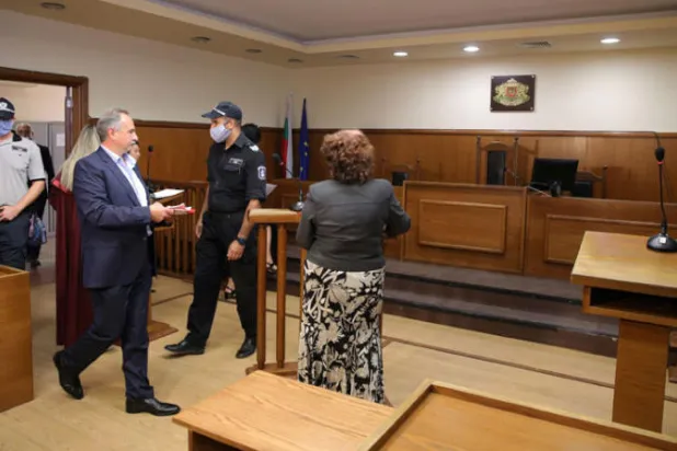 المؤبد لمتهمَين بالاعتداء على حافلة إسرائيلية في بلغاريا