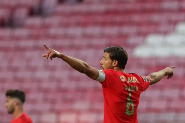 مانشستر سيتي يضم روبن دياش مدافع بنفيكا مقابل 68 مليون يورو