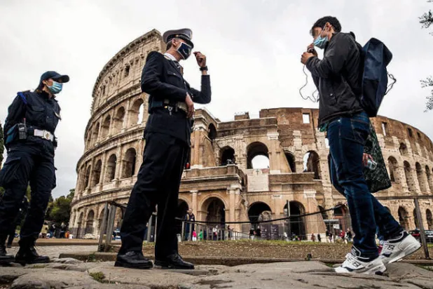 إيطاليا تستعدّ لـ«الأسوأ»... وإسبانيا «تغلق» عاصمتها