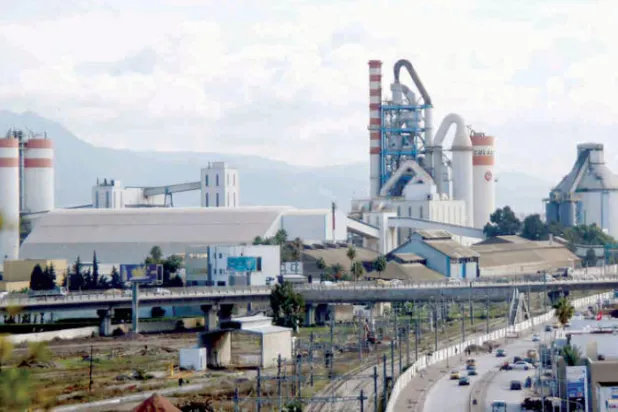 «الأوروبي لإعادة الإعمار» يتوقع انكماش اقتصاد تونس 8 %