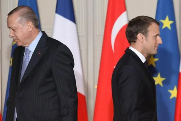 ردود تركية عنيفة على استراتيجية ماكرون حول «الانفصالية الإسلاموية»