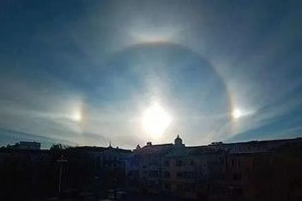 ظاهرة نادرة... 3 شموس تسطع في سماء مدينة صينية لساعات