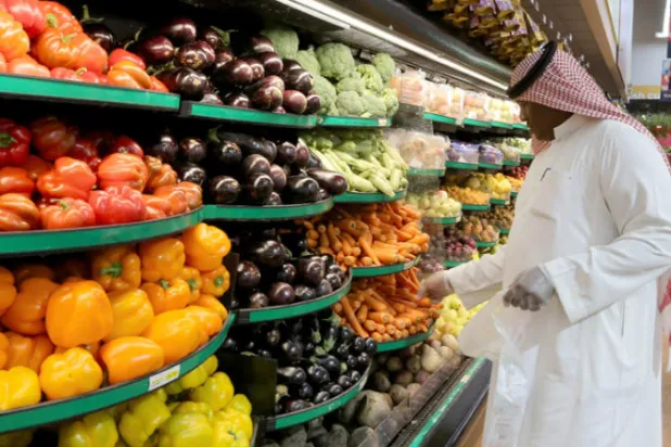 تشديد سعودي على التزام الإجراءات لتفادي الموجة الثانية