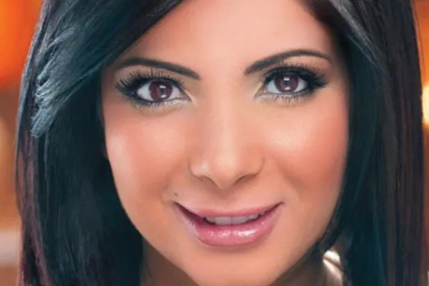 الممثلة المصرية منى زكي