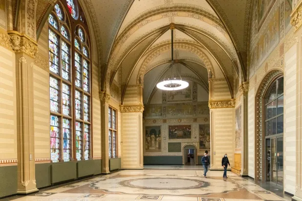 Europe’s Museums Are Open, but the Public Isn’t Coming