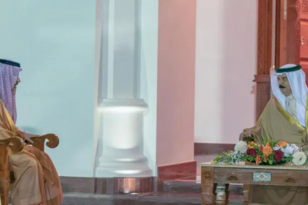 Bahreyn Kralı, Suudi Arabistan Dışişleri Bakanı ile görüştü