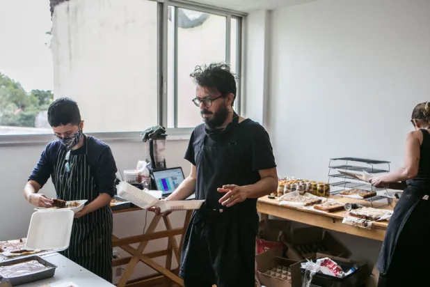 2 Artists Started a Home Bakery in Mexico. It’s a Pandemic Hit.
