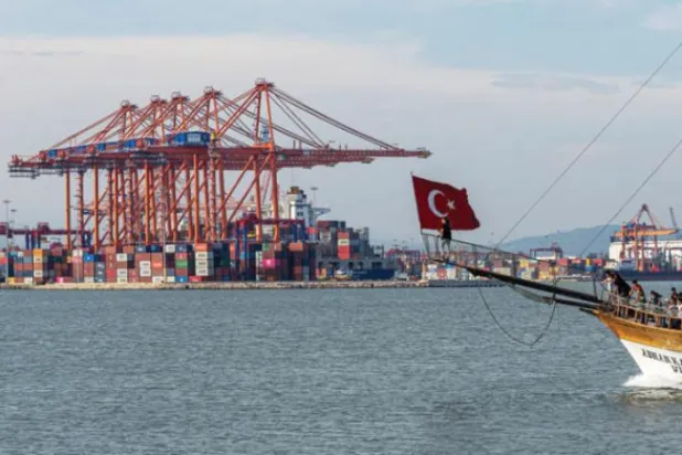 عرب عوامی بائیکاٹ کی وجہ سے اردوگان کی پالیسیوں کا گھیراؤ کیا گيا ہے