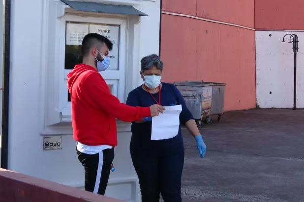 Sınava girecek aday dakikalarla yarıştı