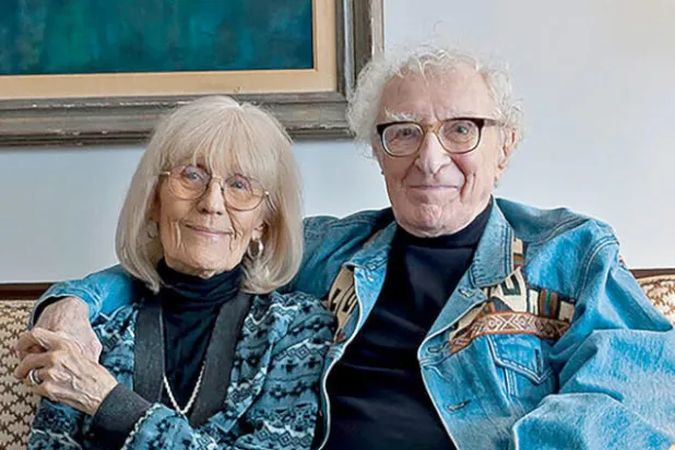 الشاعر الغنائي شيلدون هارنيك وزوجته مارغري