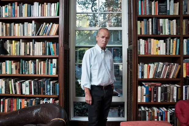 Martin Amis Offers the ‘Inside Story’ of His Relationships with 3 Famous Writers