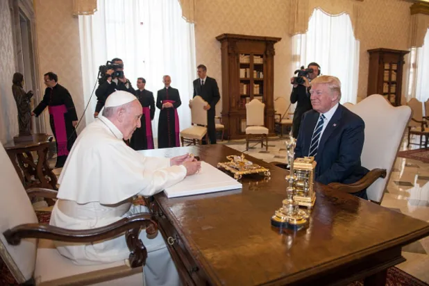 ABD’nin Vatikan’a karşı verdiği kültür savaşındaki Çin gerekçeleri