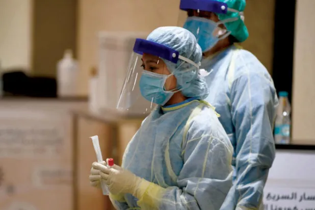 خبراء عالميون يناقشون في السعودية الخطة الزمنية لإنتاج لقاح «كورونا» وتوزيعه