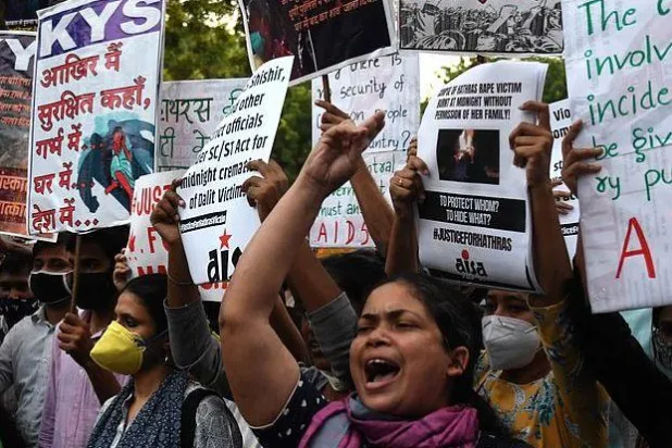 طاقم طبي يغتصب مريضة بالهند قبل قتلها